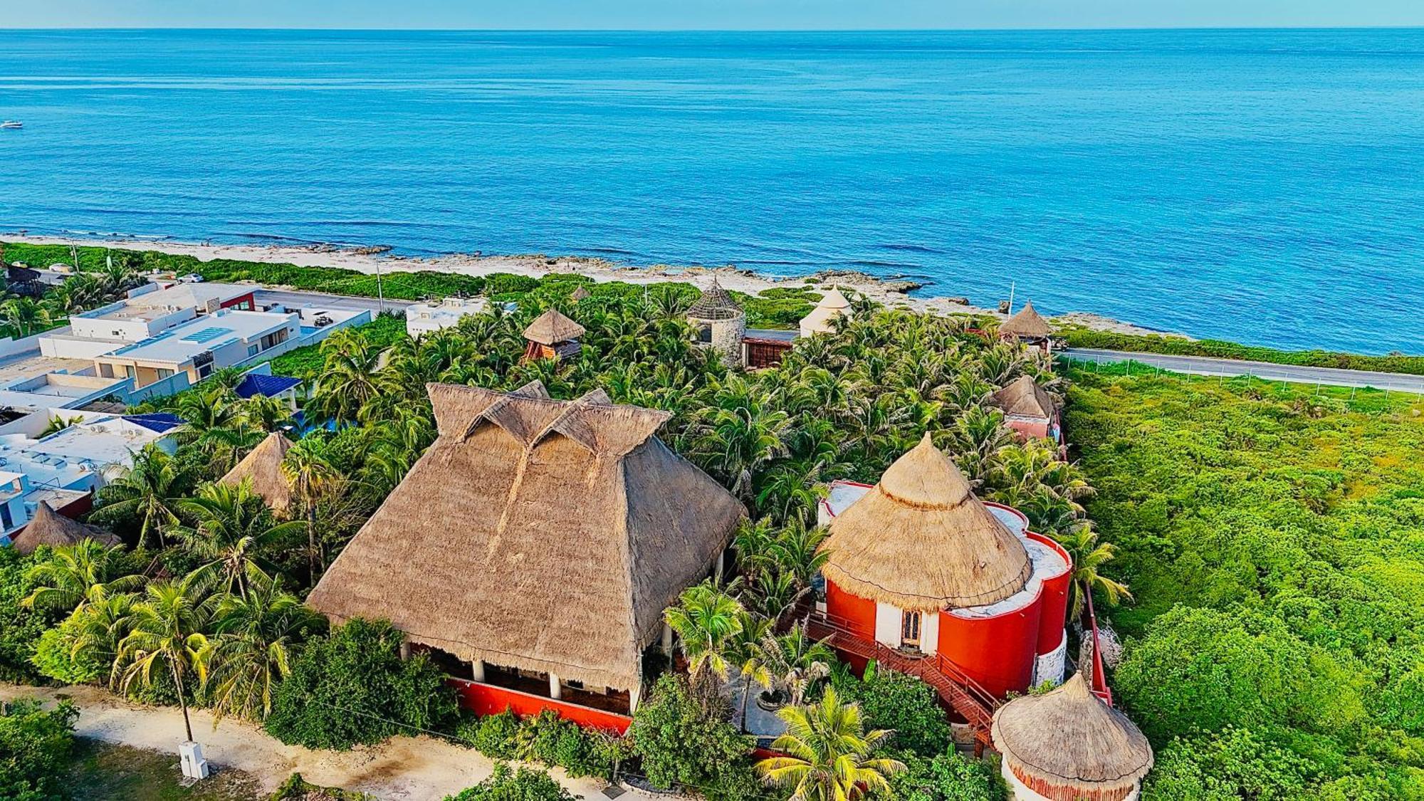 Azulea Isla Mujeres Hotel Exterior photo