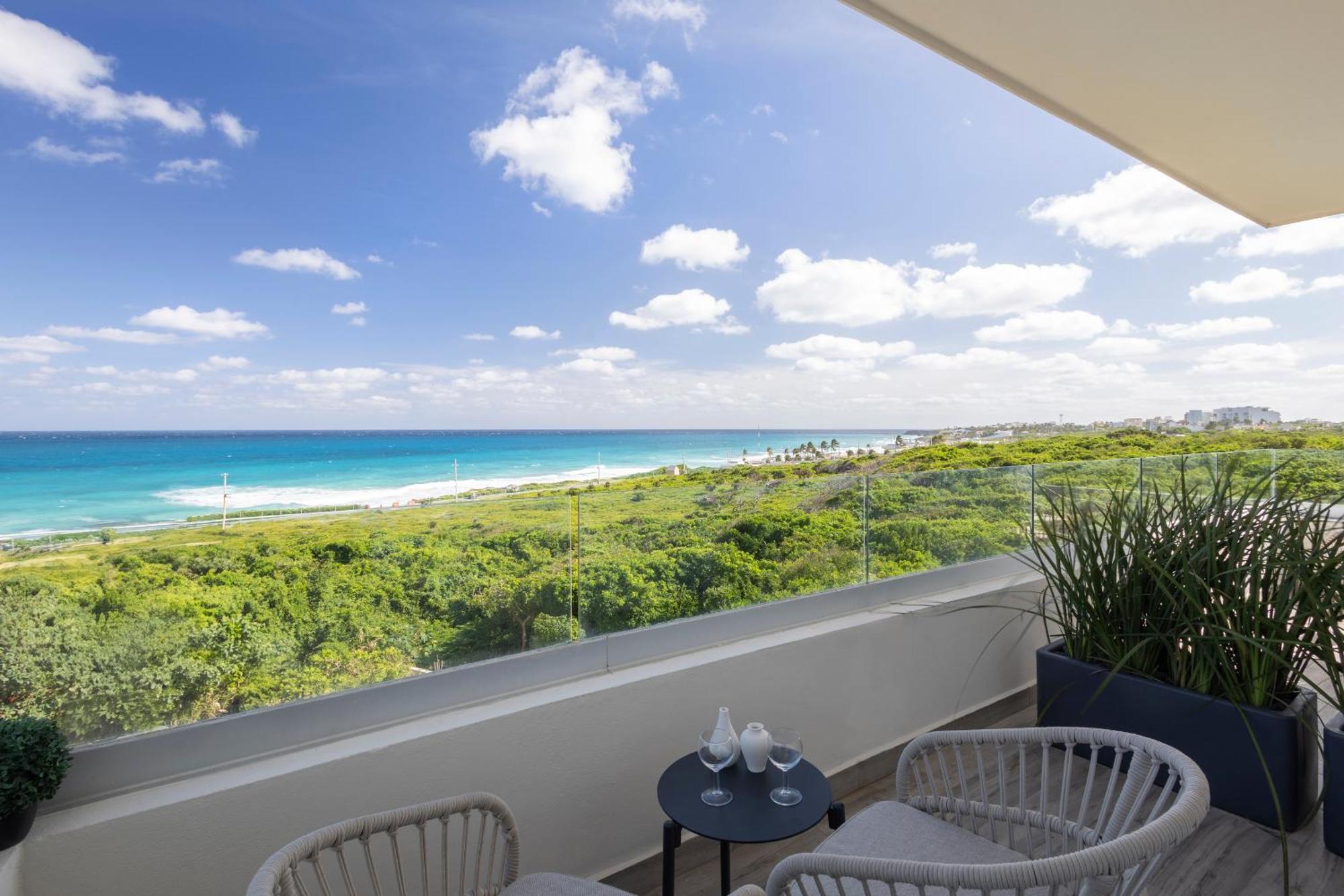 Azulea Isla Mujeres Hotel Exterior photo